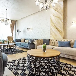 Avenue By Hmg-free Parking-free Wi-fi מלון